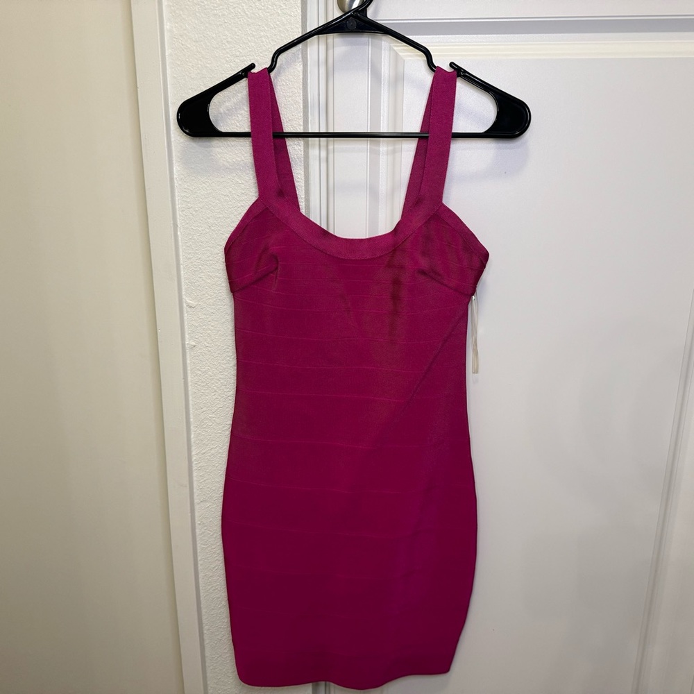 Bodycon Magenta Pink Bandage Dress. Perfect for Bachelorette parties. 🩷💖